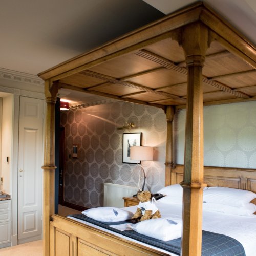 Photo post from themoathouse.