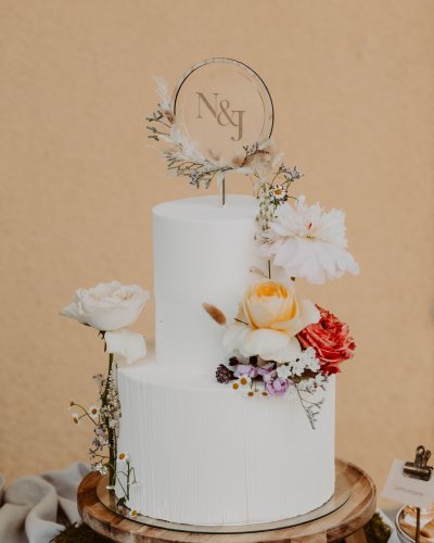 Carousel post from suesseboutique.