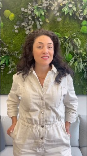 Video post from lovehoneyofficial.