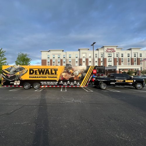 Carousel post from dewalttough.