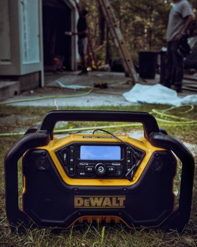 Photo post from dewalttough.