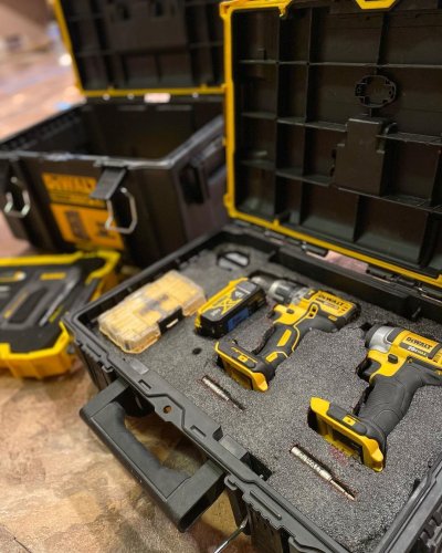 Photo post from dewalttough.