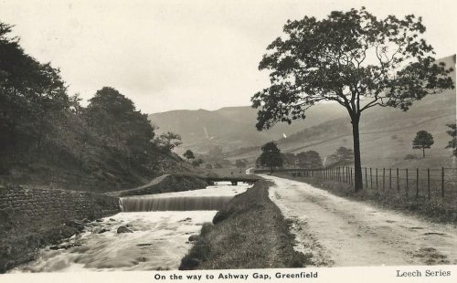 Carousel post from Dovestone Holiday Park.