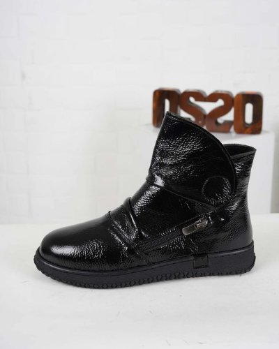 Carousel post from ossoshoes.