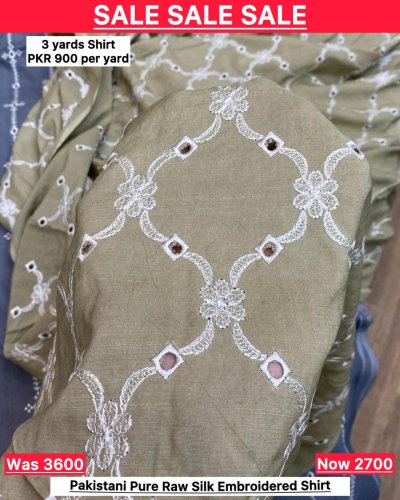 Carousel post from akbar_fabrics_.