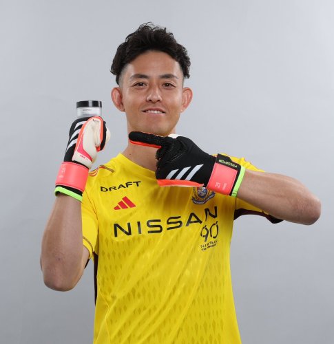 Photo post from @dermed_jp.