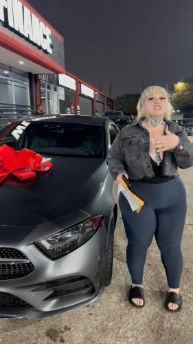 Video post from sincere.tha.car.plug.