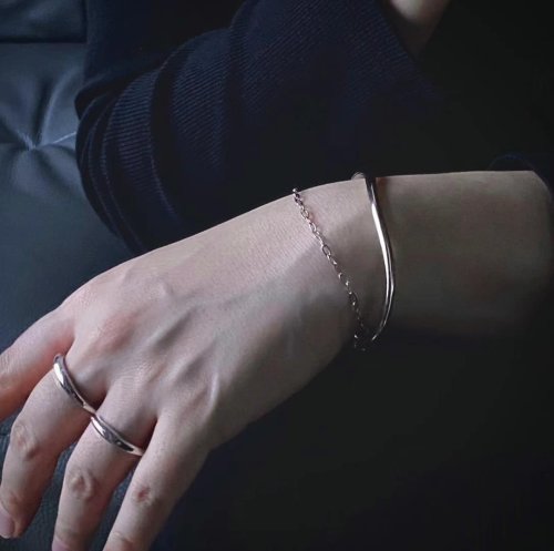 Carousel post from blingtw.