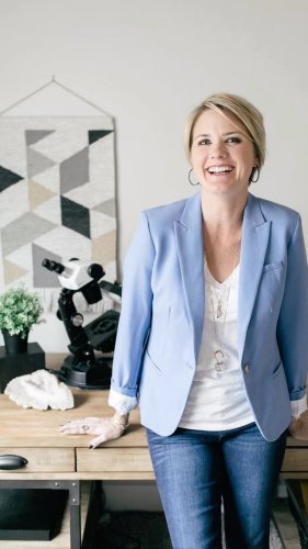 Video post from annelizabethjewelry.