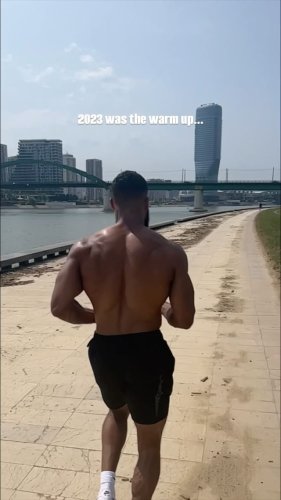 Video post from ph_gains.