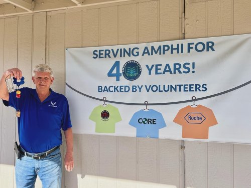 Carousel post from amphifoundation.