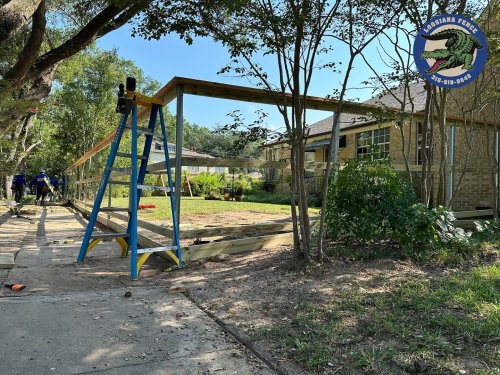 Carousel post from loosianafenceandpatios.