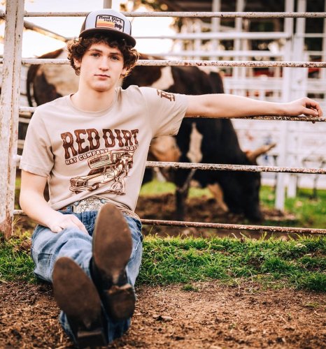 Carousel post from reddirthatco.