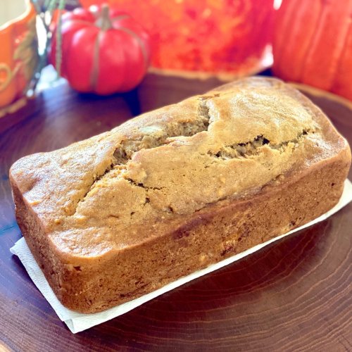 Carousel post from marquettescakestudio.