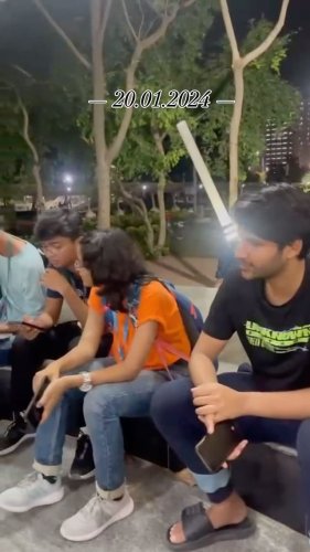Video post from vitrendz_chennai.
