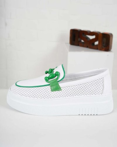 Carousel post from ossoshoes.