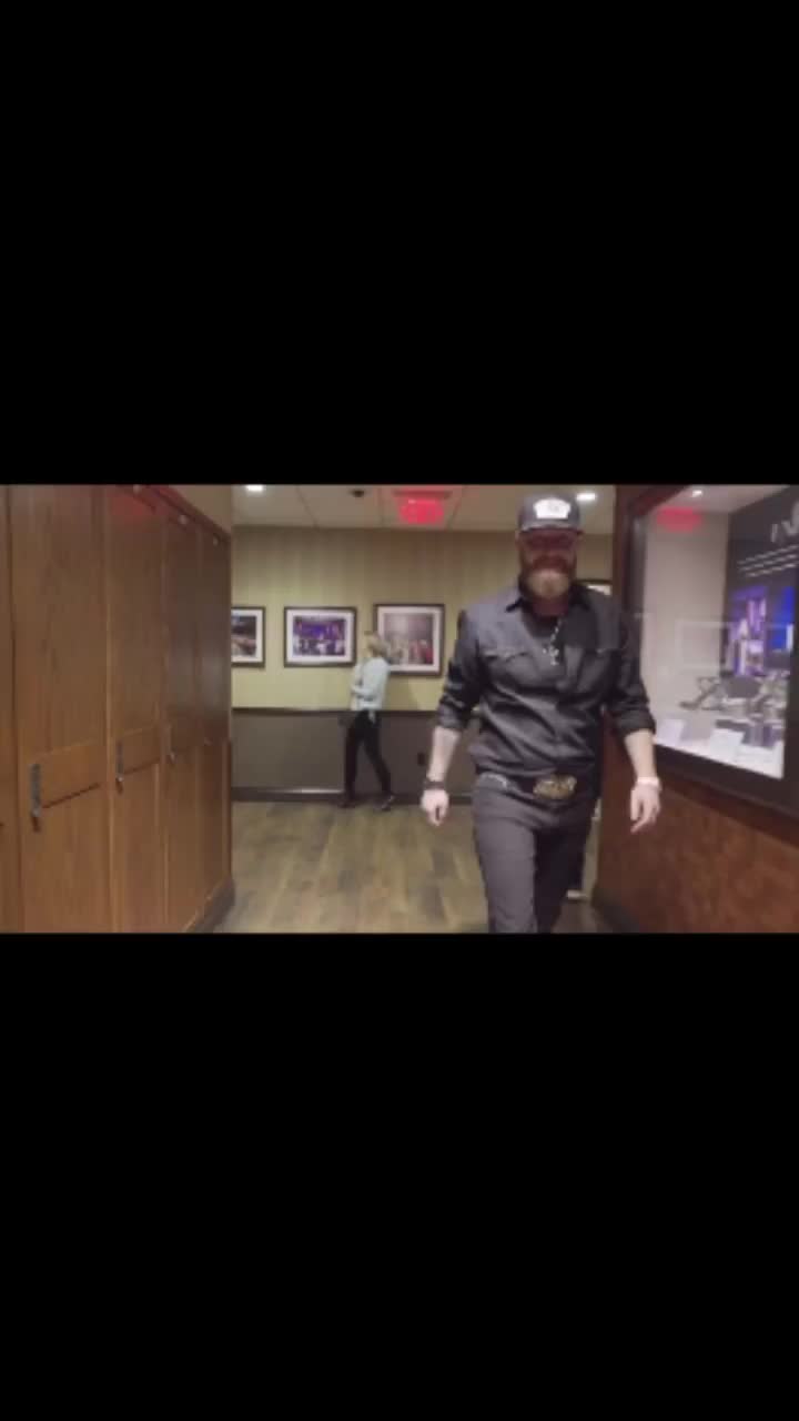 Video post from reddirthatco.