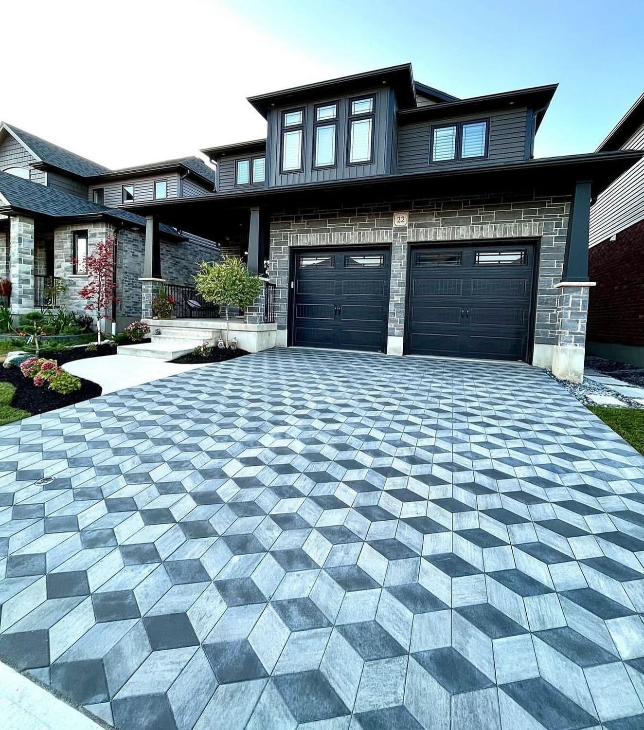 Photo post from techobloc.