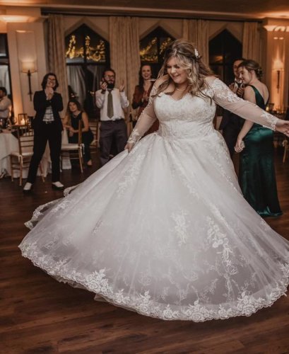 Photo post from thecurvybridenj.