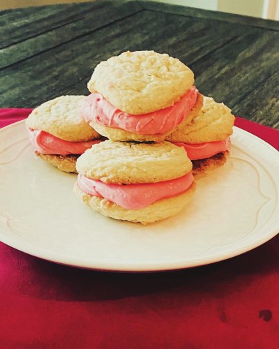 Carousel post from justforyoubaking.