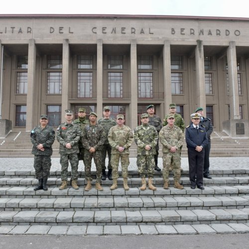 Carousel post from escuelamilitaroficial.