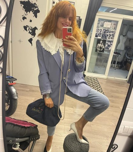 Carousel post from soniajamp.