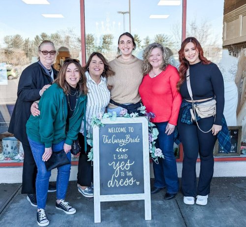 Photo post from thecurvybridenj.