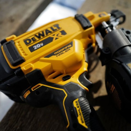 Photo post from dewalttough.