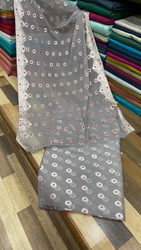 Video post from akbar_fabrics_.