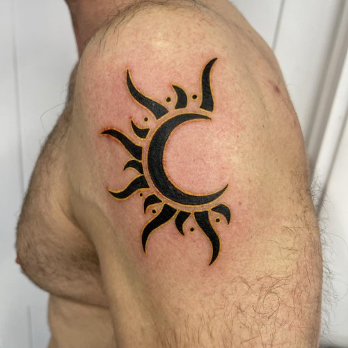 Photo post from lovetattoossandhurst.