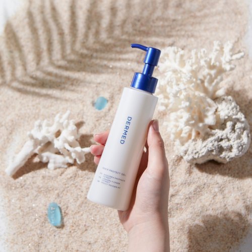 Carousel post from dermed_official.