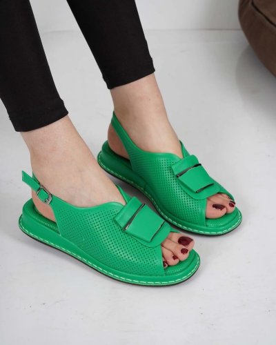 Carousel post from ossoshoes.
