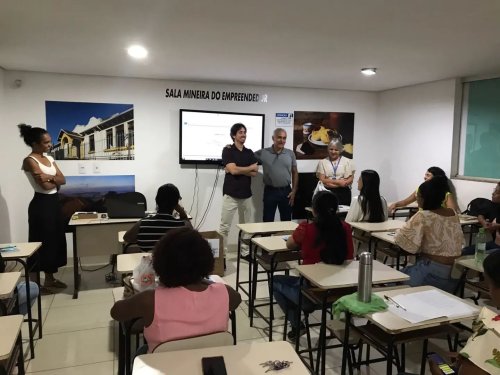 Carousel post from prefeituradeigarape.