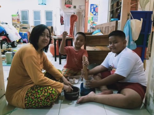 PostPhoto