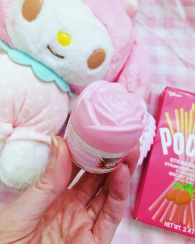 Carousel post from margaritabloom.