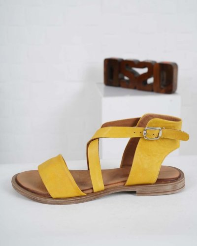 Carousel post from ossoshoes.