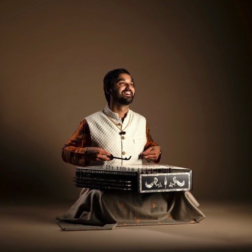 Carousel post from currumbinvalleyharvest.