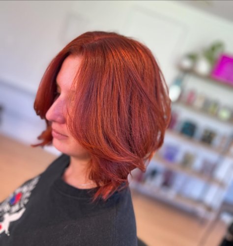 Carousel post from trindadehairstylist.