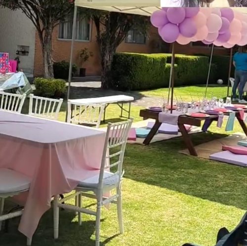 Carousel post from la_gifteria.