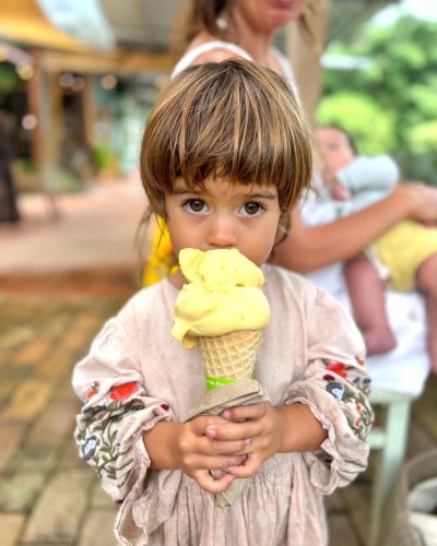 Carousel post from currumbinvalleyharvest.