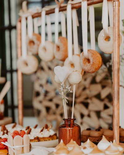 Carousel post from suesseboutique.