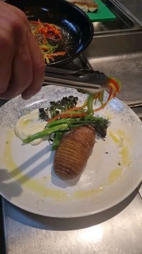 Video post from thearytoukley.