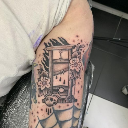 Photo post from lovetattoossandhurst.