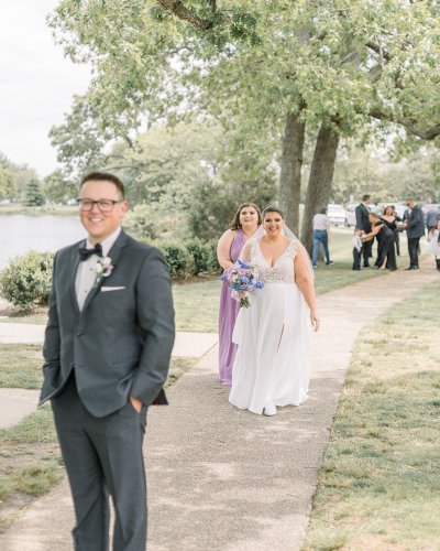 Carousel post from thecurvybridenj.