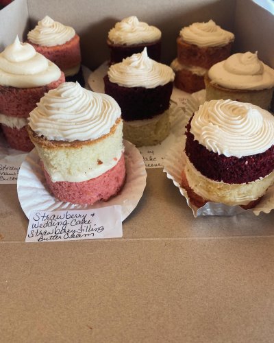 Carousel post from justforyoubaking.