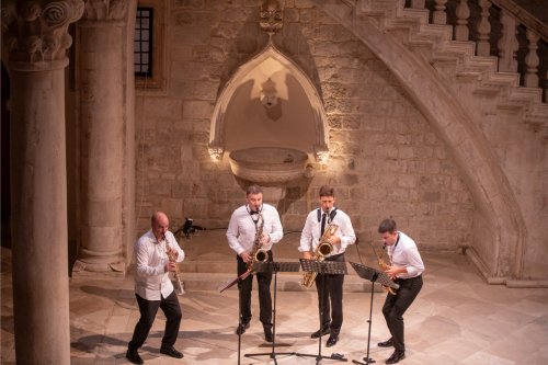 Carousel post from dubrovnikfestival.