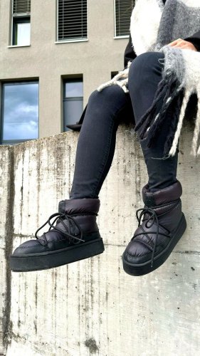 Video post from ricardo_ch.