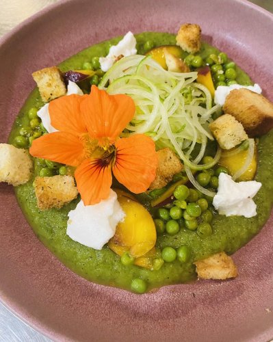 Photo post from miditreizepontarlier.