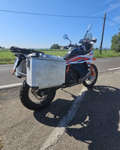 PostPhoto