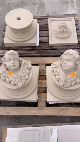 Video post from chronos_collection.